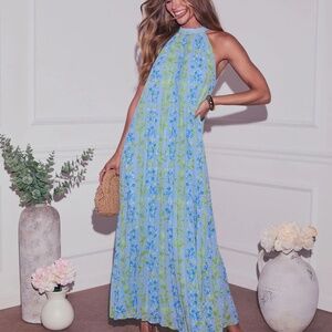 Floral Pleated Maxi Dress - Large